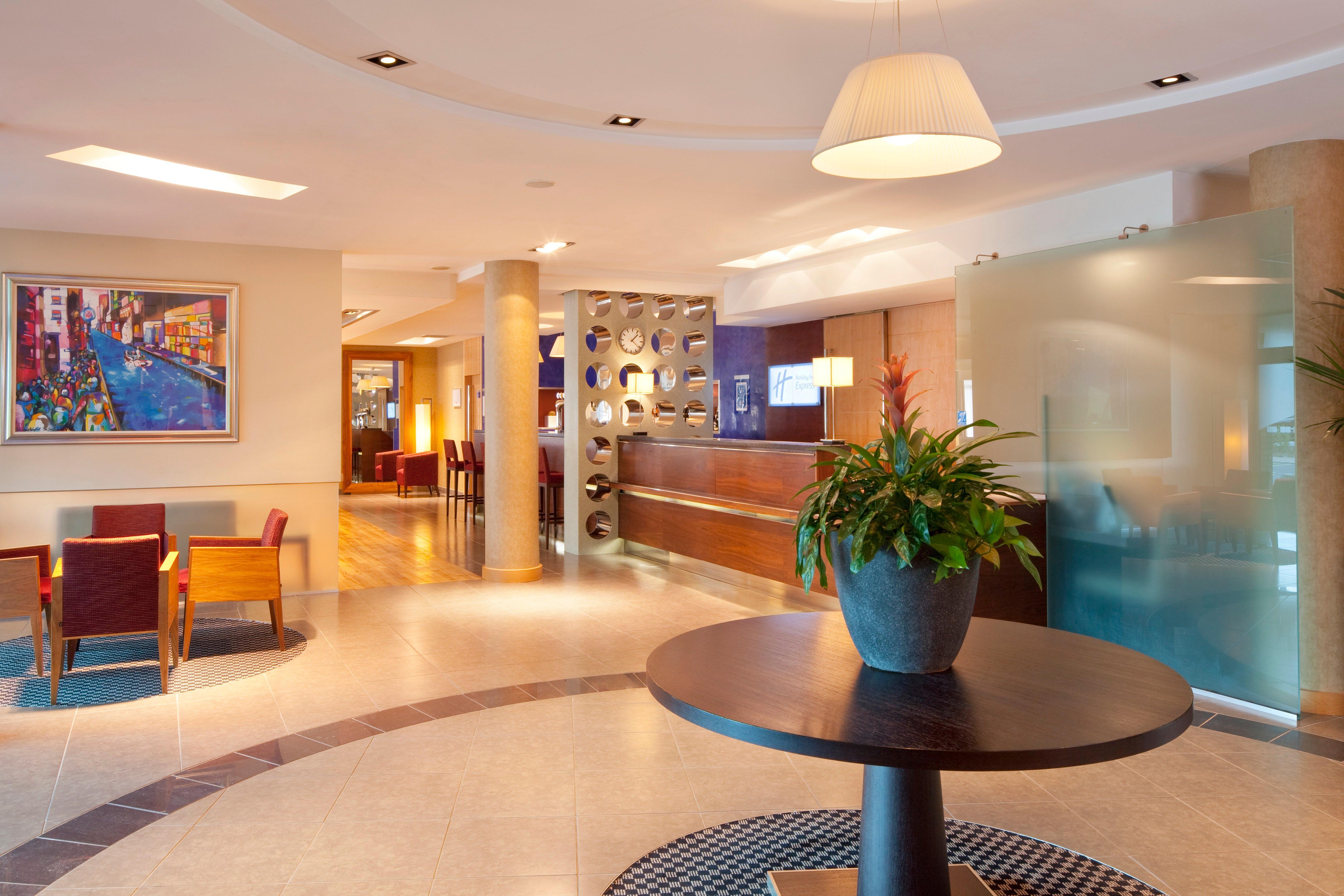 Holiday Inn Express Southampton - M27, J7, An Ihg Hotel Exterior foto